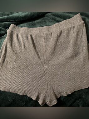 Torrid Ribbed Knit Women’s Sleep Shorts in Gray